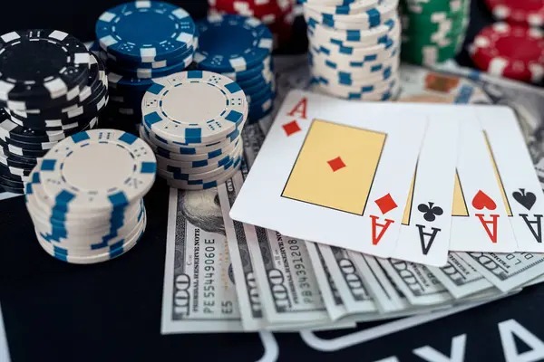 Live Sic Bo prediction interface and betting options Live Sic Bo prediction interface and betting options
